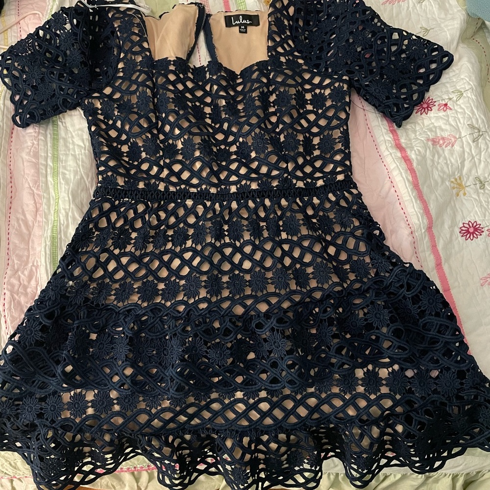 Blue and tan size M dress from Lulus. Never been worn